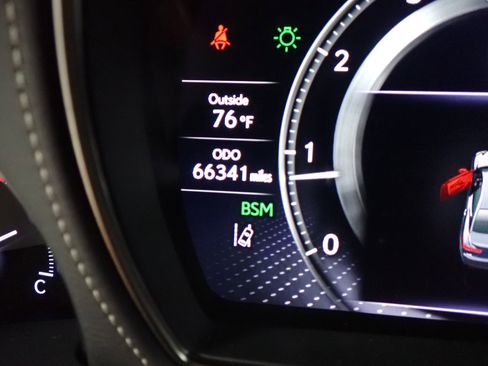 Used 2018 Lexus LS 500 AWD image 17
