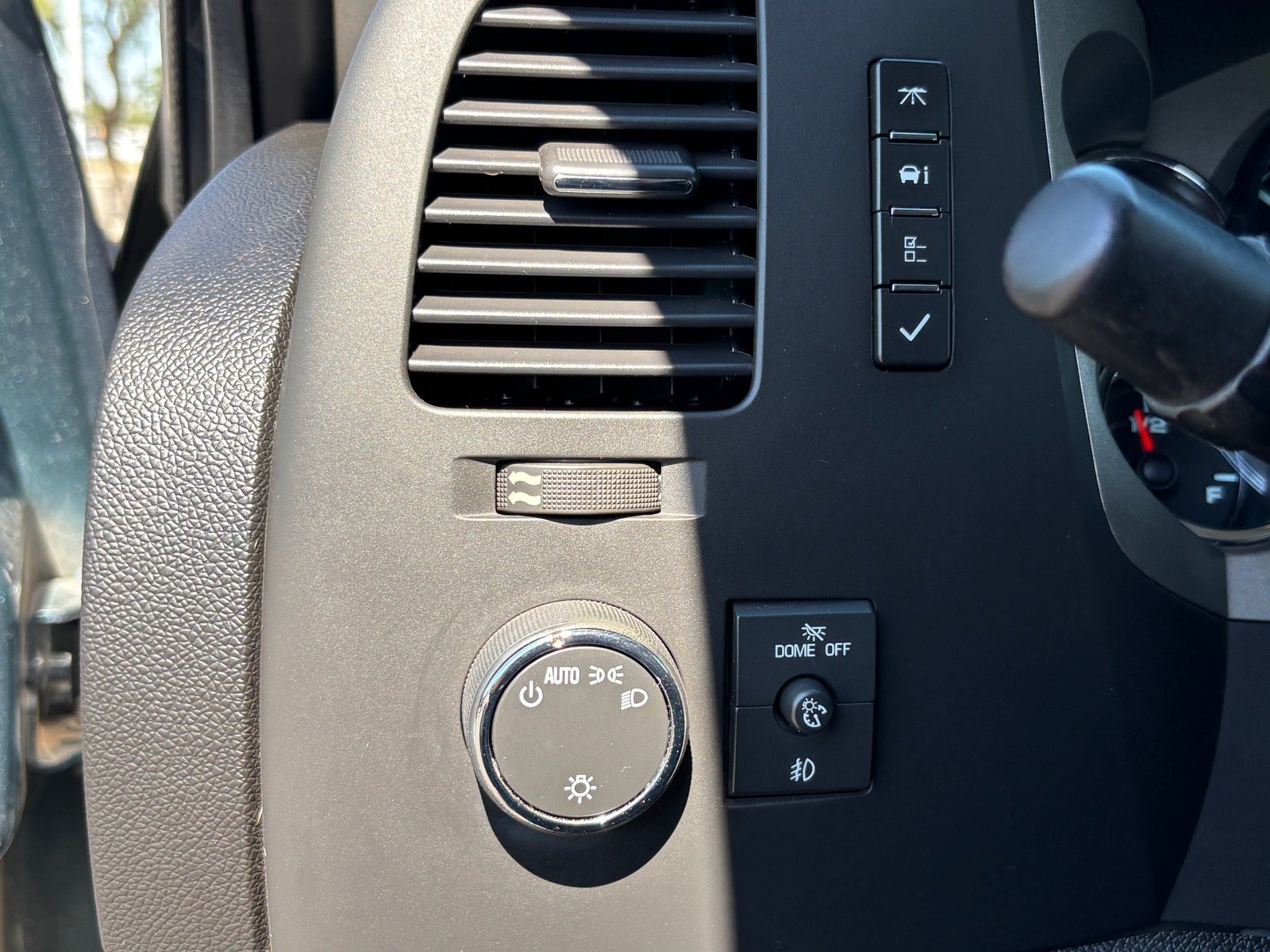 Used 2012 Chevrolet Silverado 1500 LT w/ All-Star Edition RWD image 26