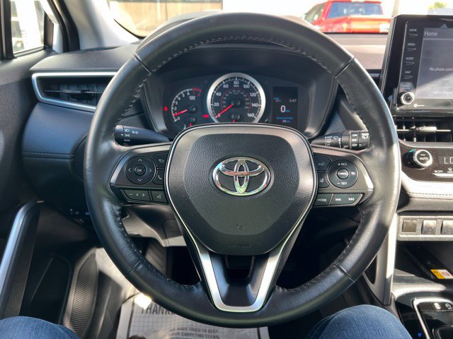 Used 2022 Toyota Corolla Cross LE AWD/4WD image 14