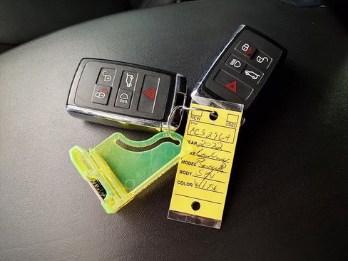 Used 2022 Land Rover Range Rover Westminster Edition image 24