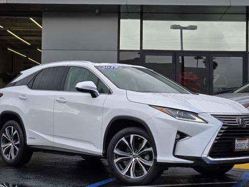Used 2019 Lexus RX 450h AWD image 1