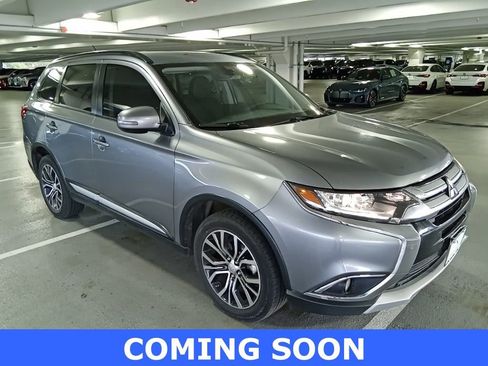 Used 2016 Mitsubishi Outlander SEL image 5