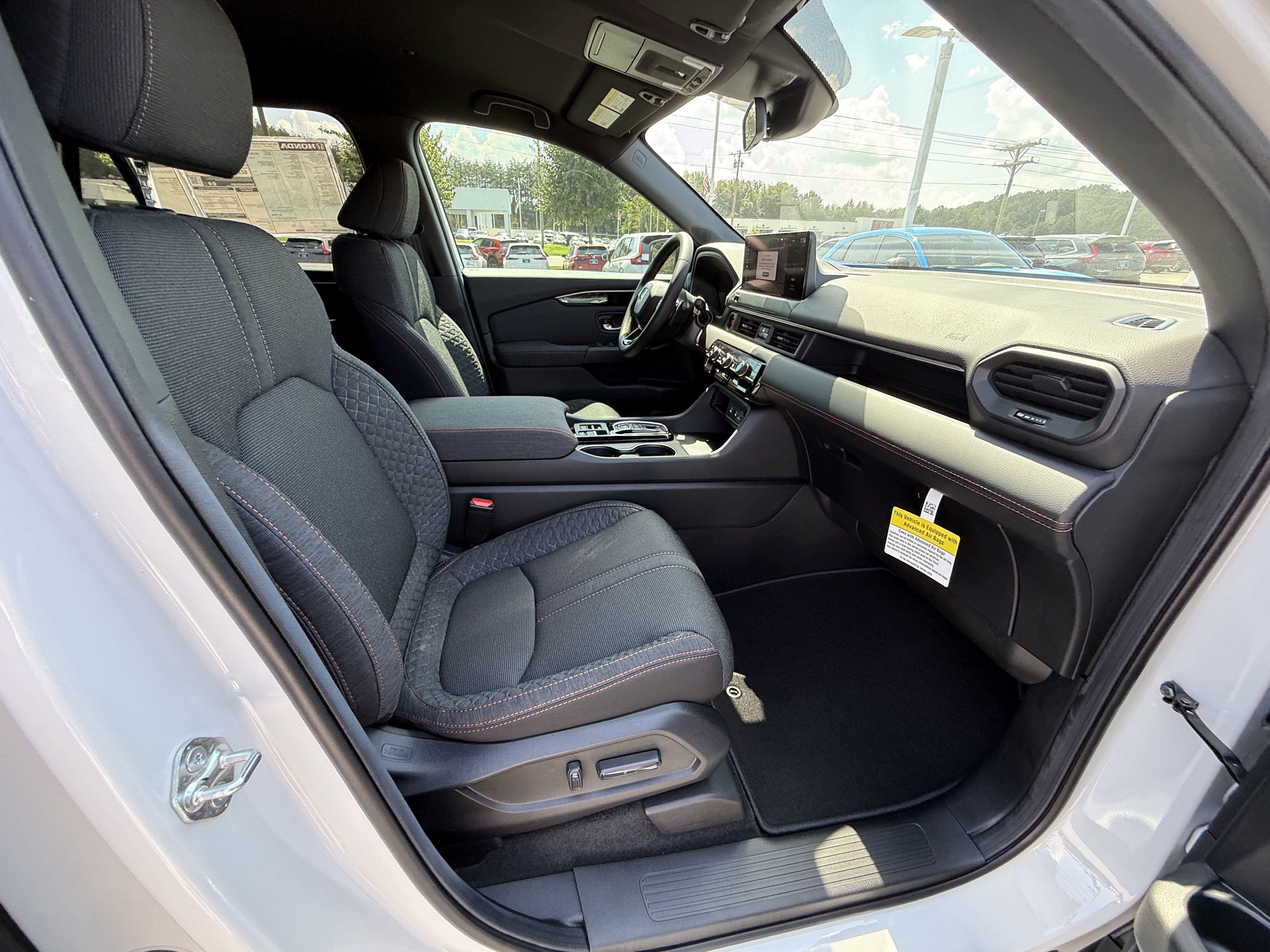New 2026 Honda Pilot Sport image 32