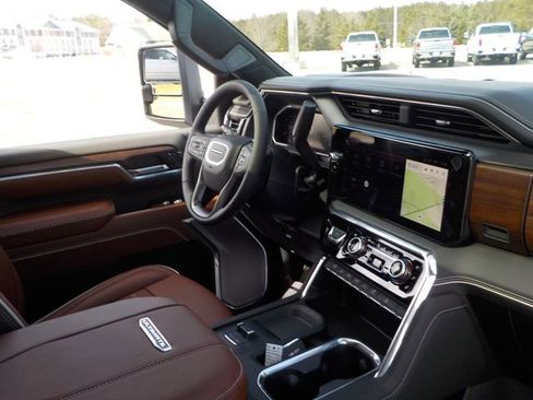 New 2026 GMC Sierra 2500 Denali Ultimate AWD/4WD image 34