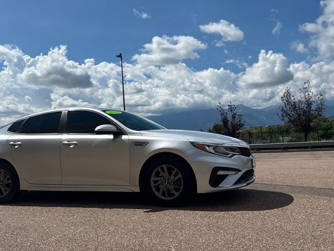 Used 2020 Kia Optima LX image 19