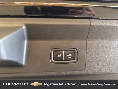 Used 2024 Porsche Panamera 4 image 11