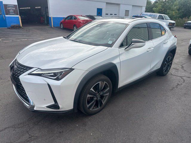 Used 2021 Lexus UX 250h w/ Premium Package AWD/4WD image 4
