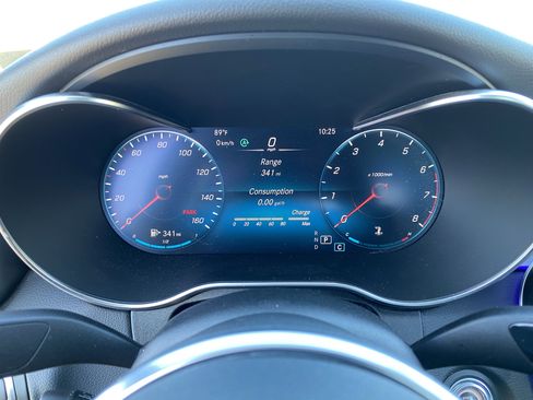 Used 2020 Mercedes-Benz C 300 Sedan image 29