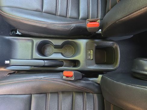 Used 2019 Nissan Kicks SR w/ SR Premium Package FWD image 24