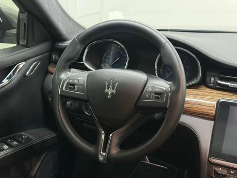 Used 2018 Maserati Quattroporte S GranLusso RWD image 25