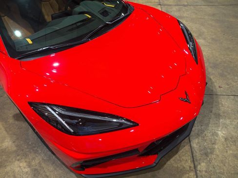 Used 2020 Chevrolet Corvette Stingray Preferred Cpe w/ 2LT Preferred Equipment Group RWD image 18