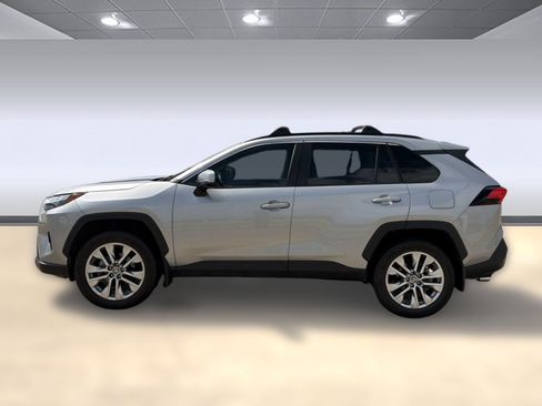 Used 2025 Toyota RAV4 XLE Premium w/ Weather Package AWD/4WD image 2