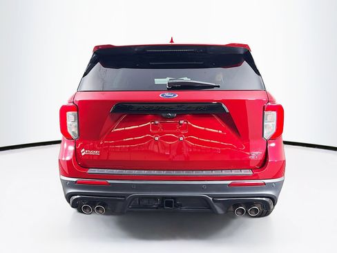 Used 2020 Ford Explorer ST w/ ST Street Pack image 7