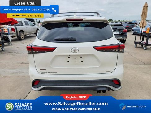 Used 2021 Toyota Highlander XSE FWD image 8