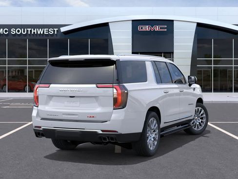 New 2026 GMC Yukon XL Denali w/ Sun & Power Step Package image 4