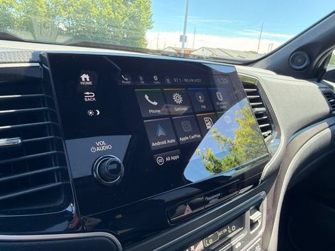 Certified 2025 Honda Passport EX-L image 31