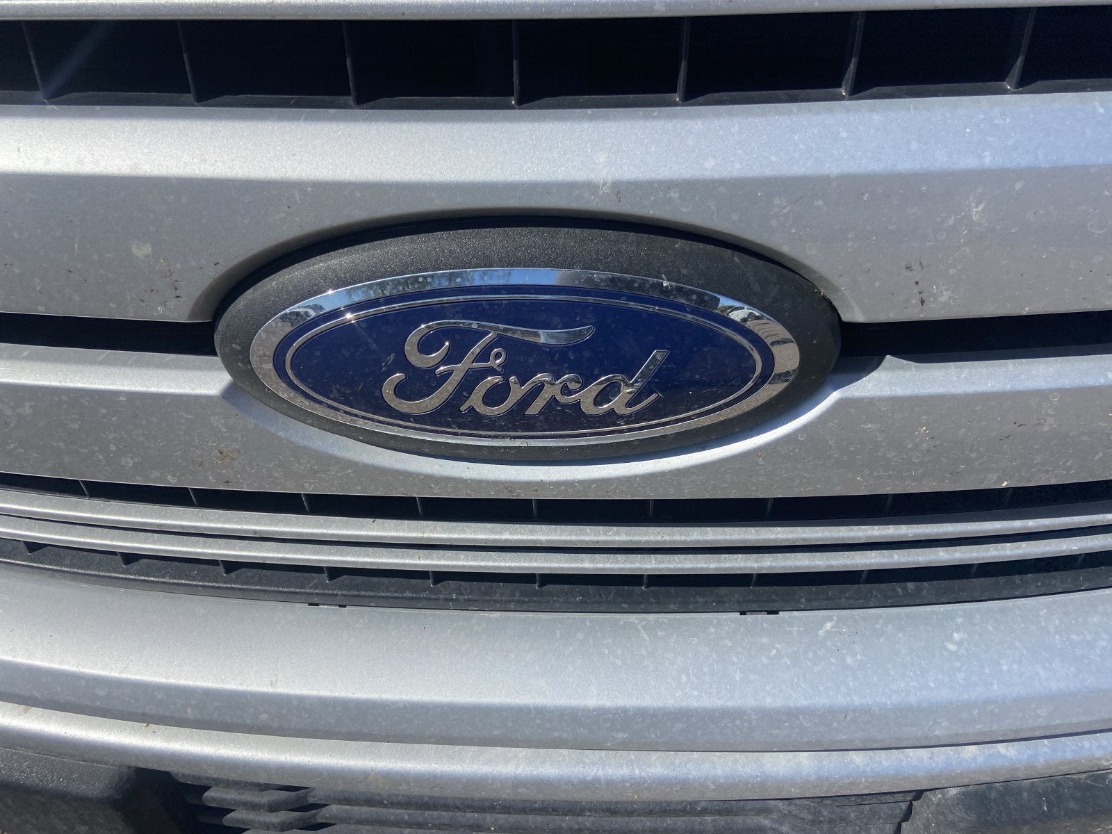 Used 2019 Ford F150 Lariat w/ Equipment Group 502A Luxury AWD/4WD image 4