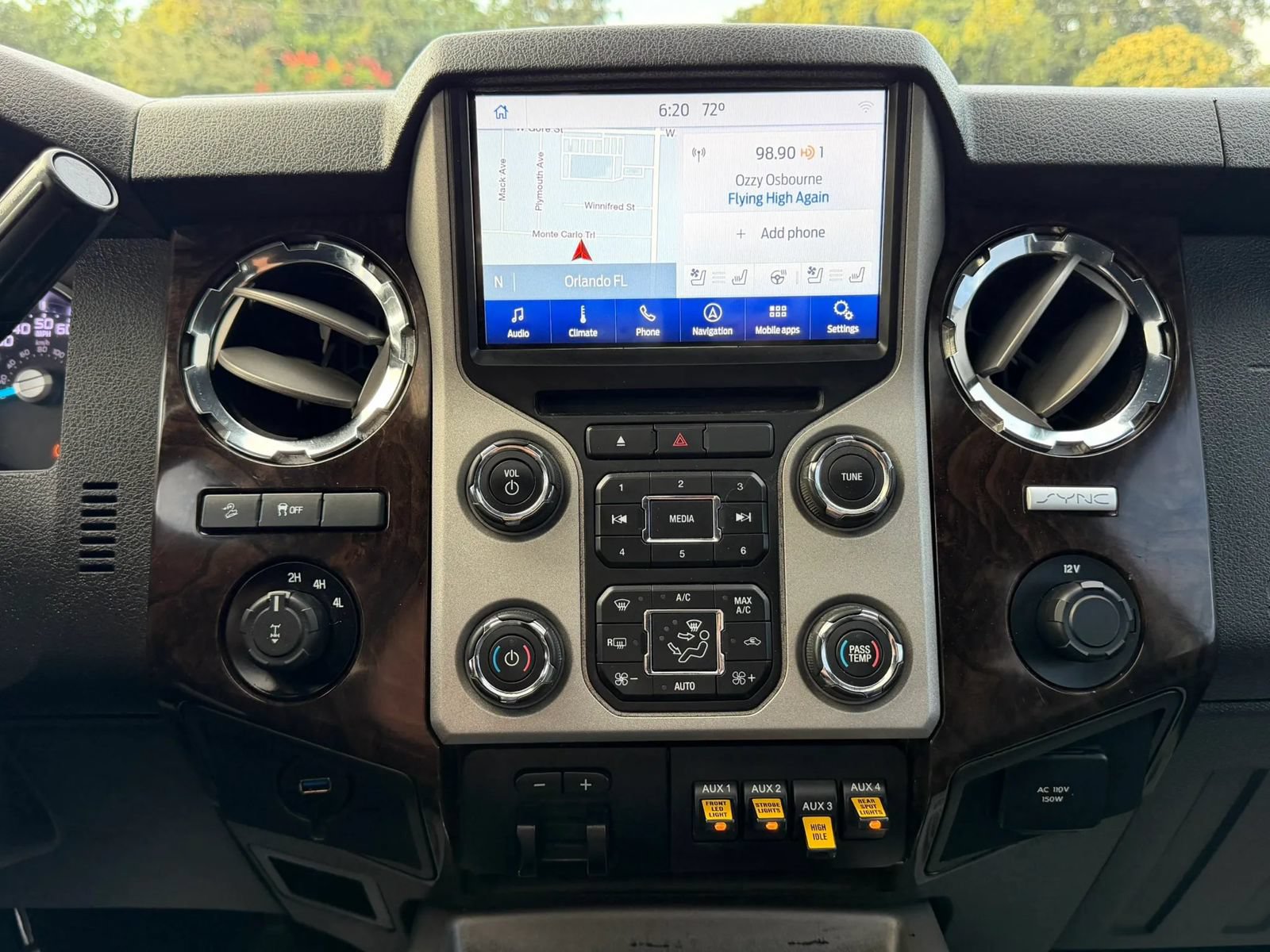 Used 2014 Ford F350 Lariat w/ Lariat Ultimate Package AWD/4WD image 52