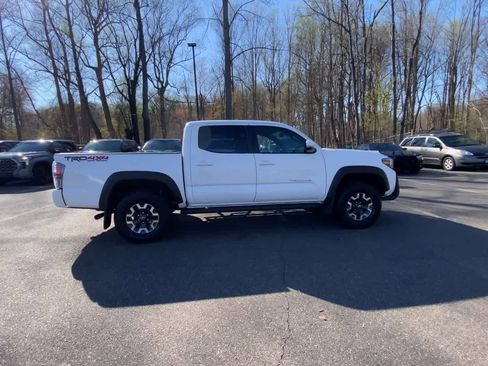 Certified 2021 Toyota Tacoma TRD Off-Road w/ TRD Premium Off Road Package image 12