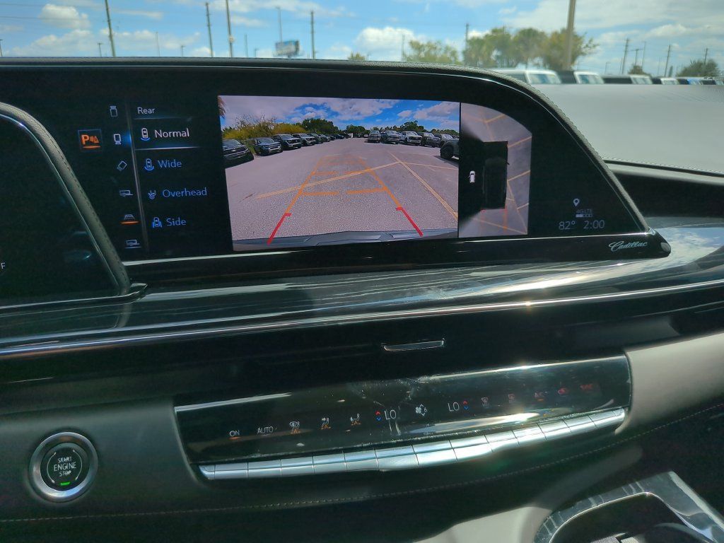 Used 2024 Cadillac Escalade ESV V AWD/4WD image 26
