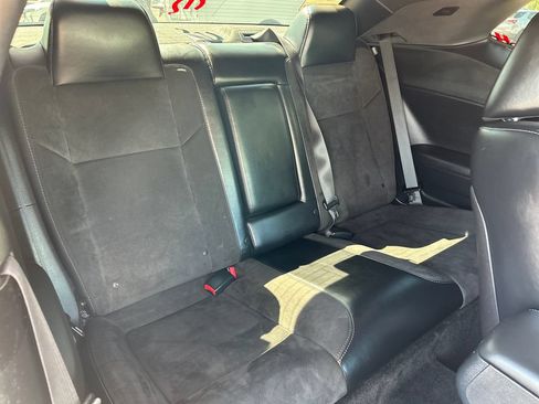 Used 2016 Dodge Challenger R/T Scat Pack w/ Leather Interior Group RWD image 19