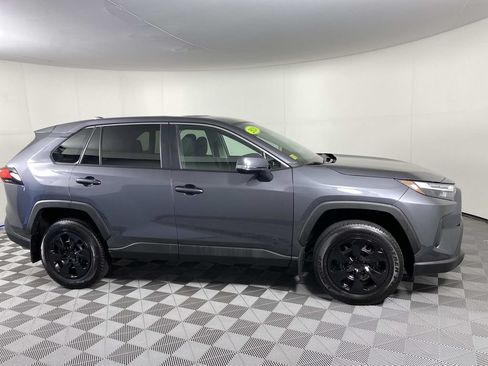 Used 2024 Toyota RAV4 LE AWD/4WD image 10