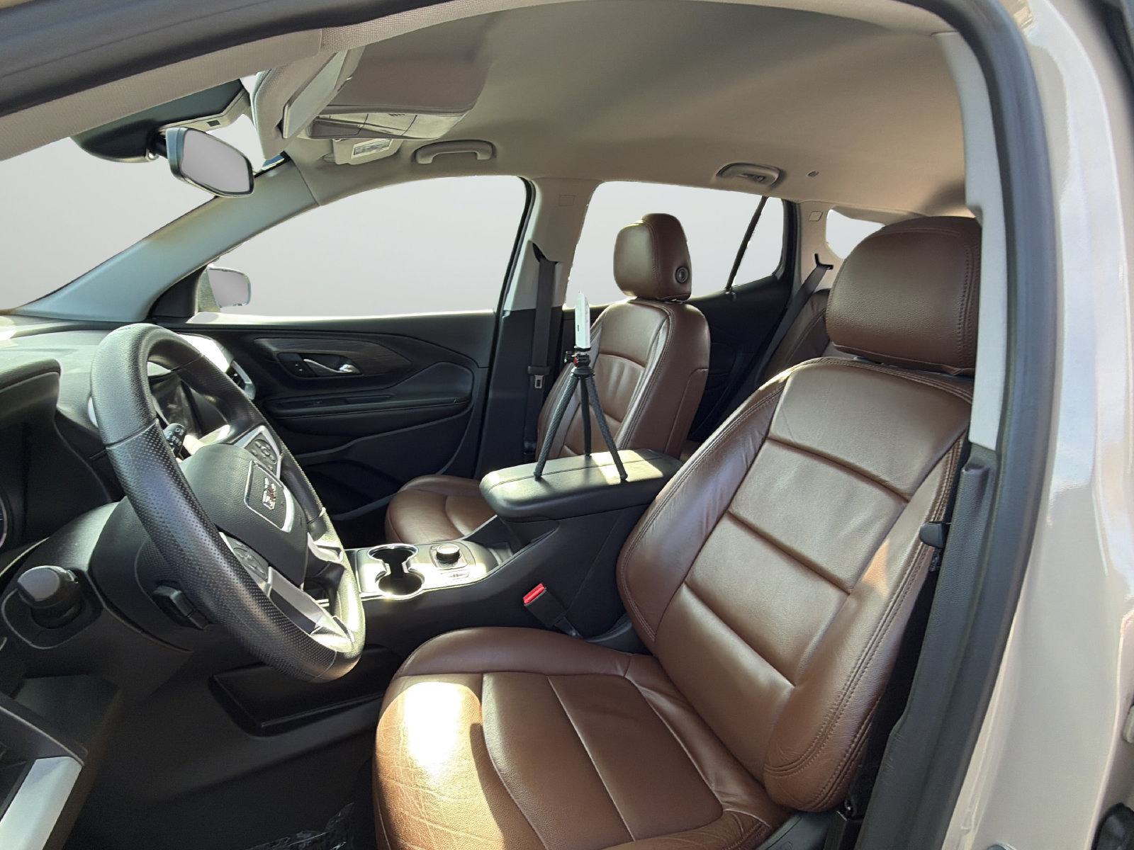 Used 2023 GMC Terrain SLE w/ Driver Convenience Package FWD image 34