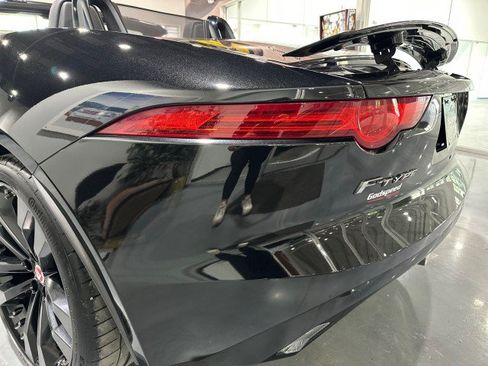 Used 2015 Jaguar F-TYPE S RWD image 34