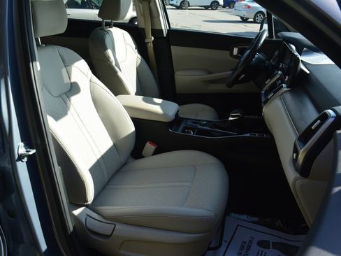 Used 2022 Kia Sorento X-Line EX AWD/4WD image 24