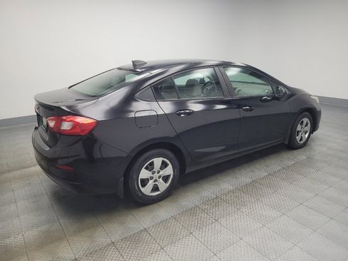 Used 2018 Chevrolet Cruze LS image 10