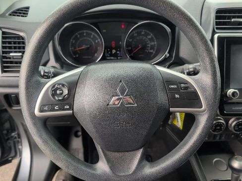 Used 2020 Mitsubishi Outlander Sport ES FWD image 18