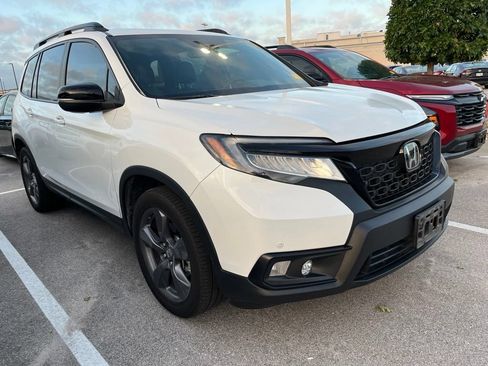 Used 2021 Honda Passport Touring image 2