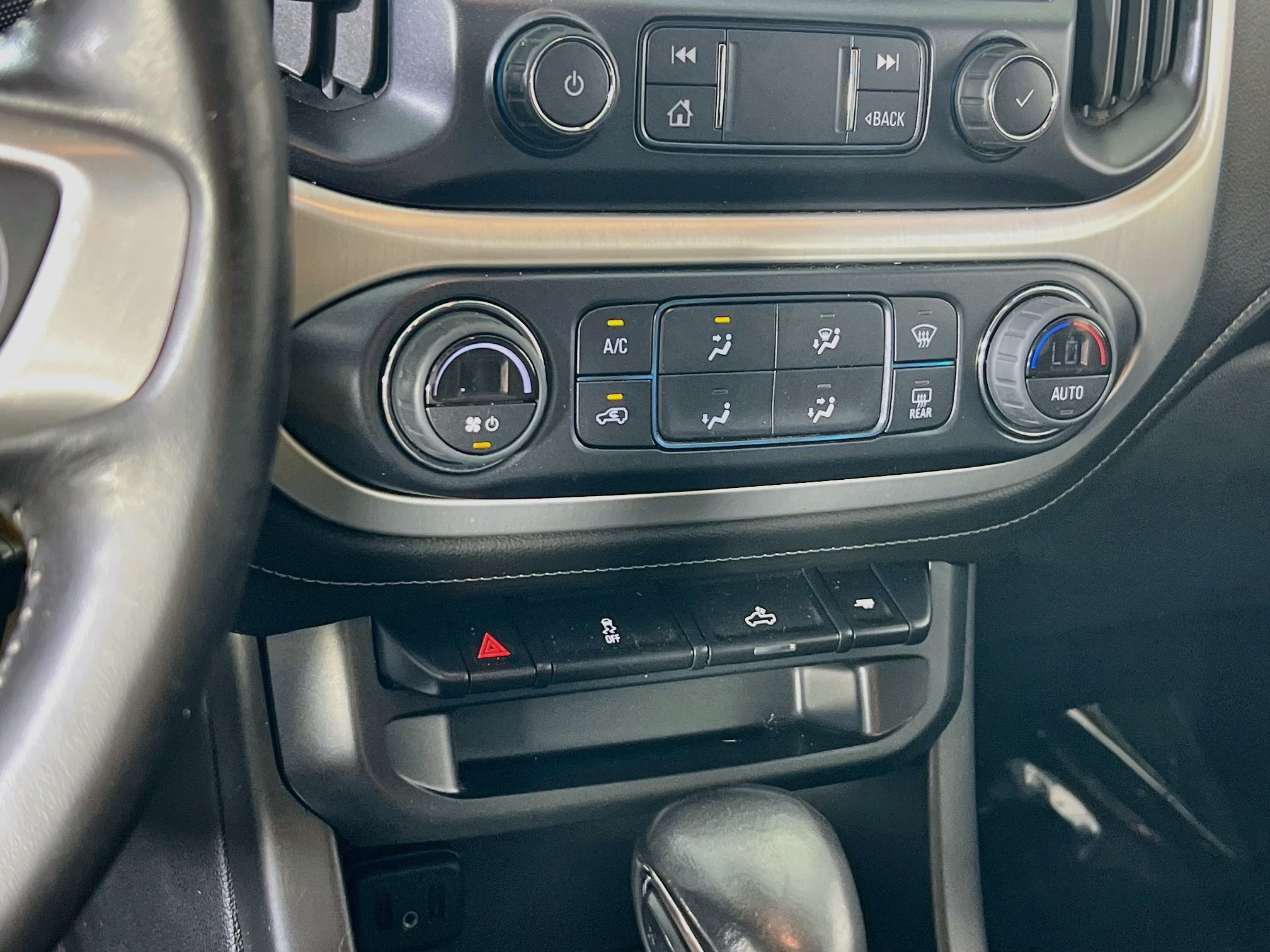 Used 2022 GMC Canyon Elevation w/ Trailering Package AWD/4WD image 15