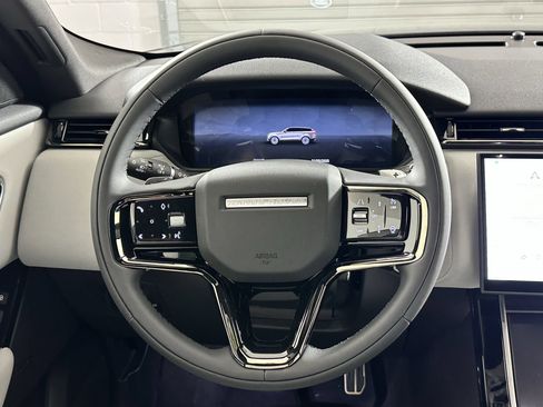 Used 2026 Land Rover Range Rover Velar Dynamic SE AWD/4WD image 14