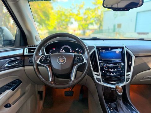 Used 2014 Cadillac SRX Luxury w/ Driver Awareness Package image 12