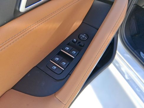 New 2026 BMW X6 xDrive40i w/ Executive Package image 21