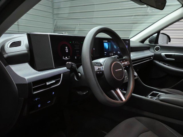 Used 2024 Hyundai Sonata SEL FWD image 11