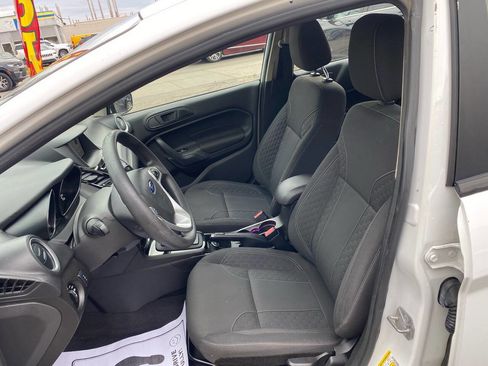 Used 2019 Ford Fiesta SE w/ Equipment Group 201A image 18