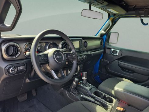 Used 2021 Jeep Gladiator Sport image 8