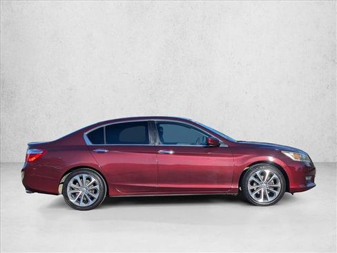 Used 2015 Honda Accord Sport image 4