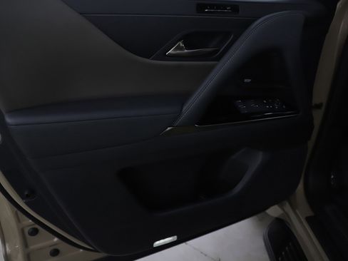 Used 2025 Lexus LX 700h Overtrail AWD/4WD image 27
