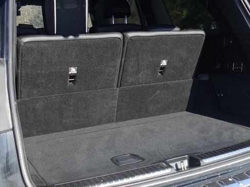 Certified 2022 Mercedes-Benz GLS 450 4MATIC image 24