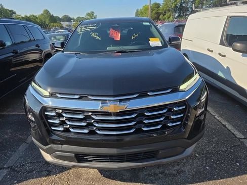 Used 2025 Chevrolet Equinox LT AWD/4WD image 5