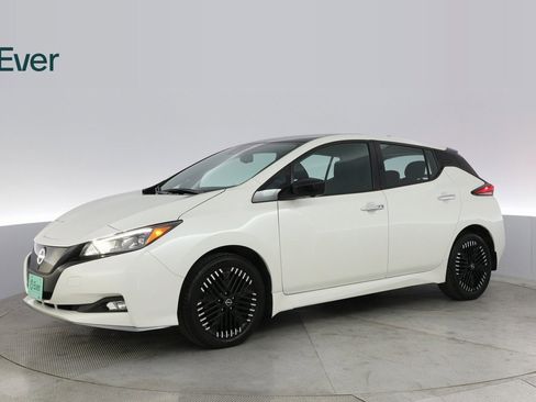 Used 2024 Nissan Leaf SV Plus image 15