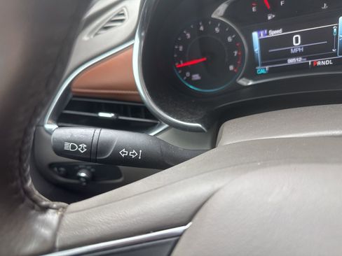 Used 2018 Chevrolet Malibu Premier w/ Premier Sun and Wheel Package image 35