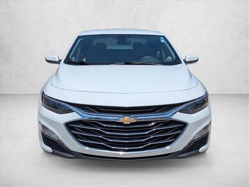 Used 2022 Chevrolet Malibu LT FWD image 2