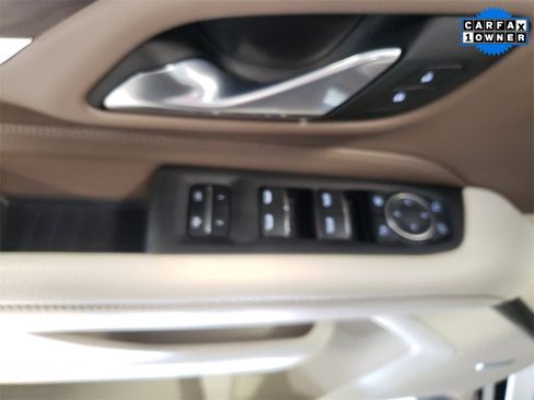 Used 2024 GMC Yukon XL Denali image 27