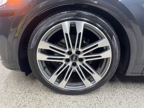 Used 2018 Audi SQ5 Premium Plus image 36