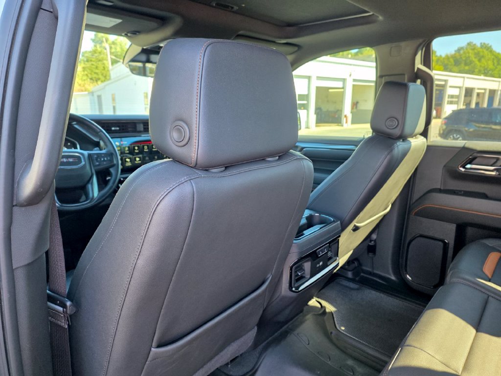 Used 2024 GMC Sierra 1500 AT4 w/ Technology Package AWD/4WD image 30