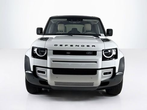 Used 2020 Land Rover Defender 110 S image 8